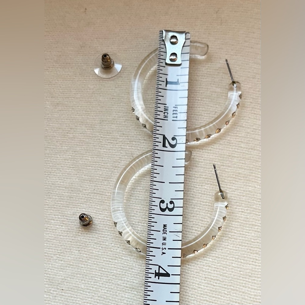 transparent lucite hoop earrings with crystal accents - Picture 8 of 9